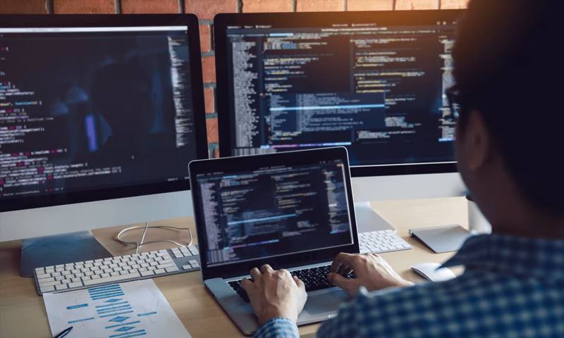 数据科学选型:R与Python如何赋能三原县网站建设?